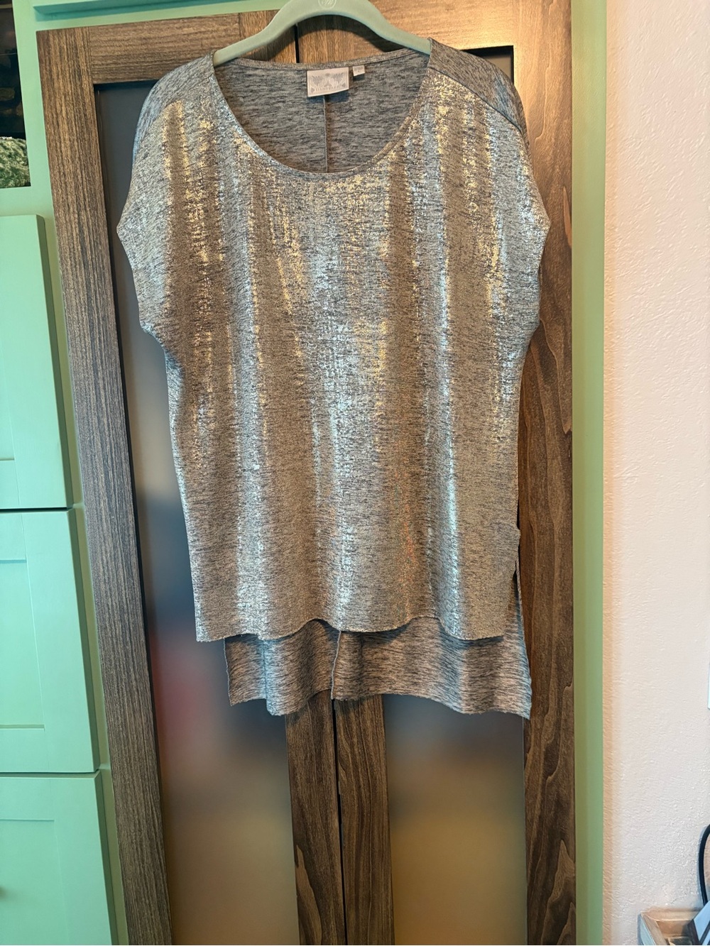 Women's Silver Short Sleeve Layered Hem Tee
